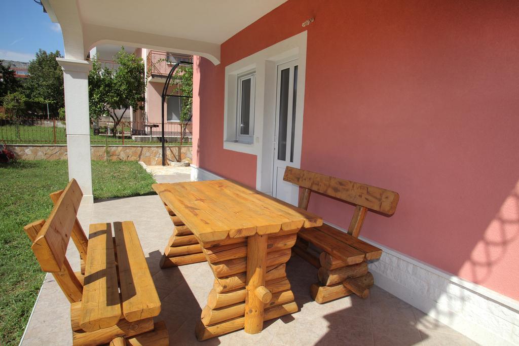 Apartments Villa Dalmazia Trogir Szoba fotó